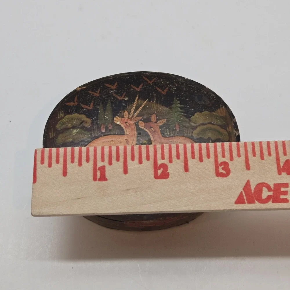 Vintage‎ Handmade Lacquered Trinket Box With Deer Motif Made In Kashmir India